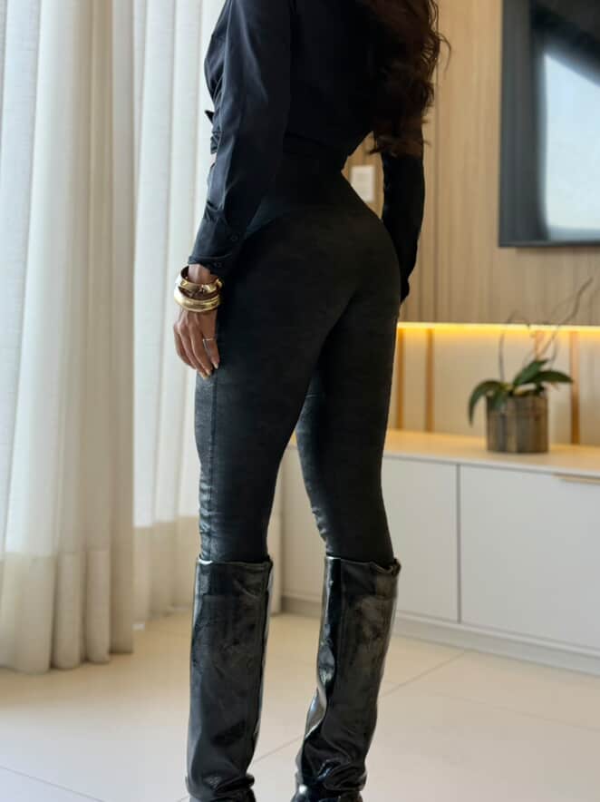 CALÇA COURO ECO